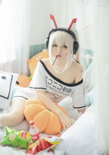 少妇瑜伽裤裆湿透了视频_4K视频大全